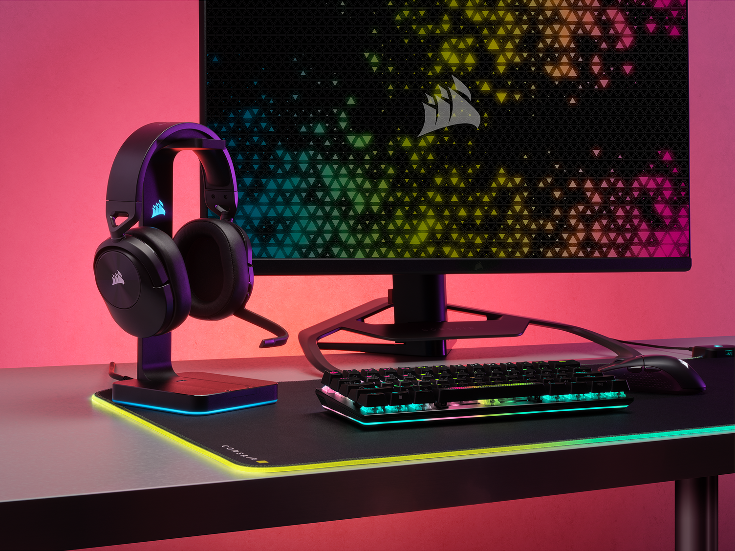 CORSAIR annuncia l'headset HS55 WIRELESS CORE