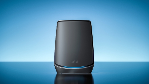 NUOVO ORBI SERIE 8: La serie Orbi 860 di NETGEAR offre prestazioni e protezione WiFi senza precedenti