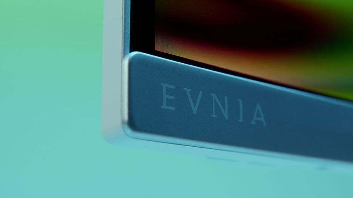 Philips espande la sua innovativa gamma di monitor gaming Evnia
