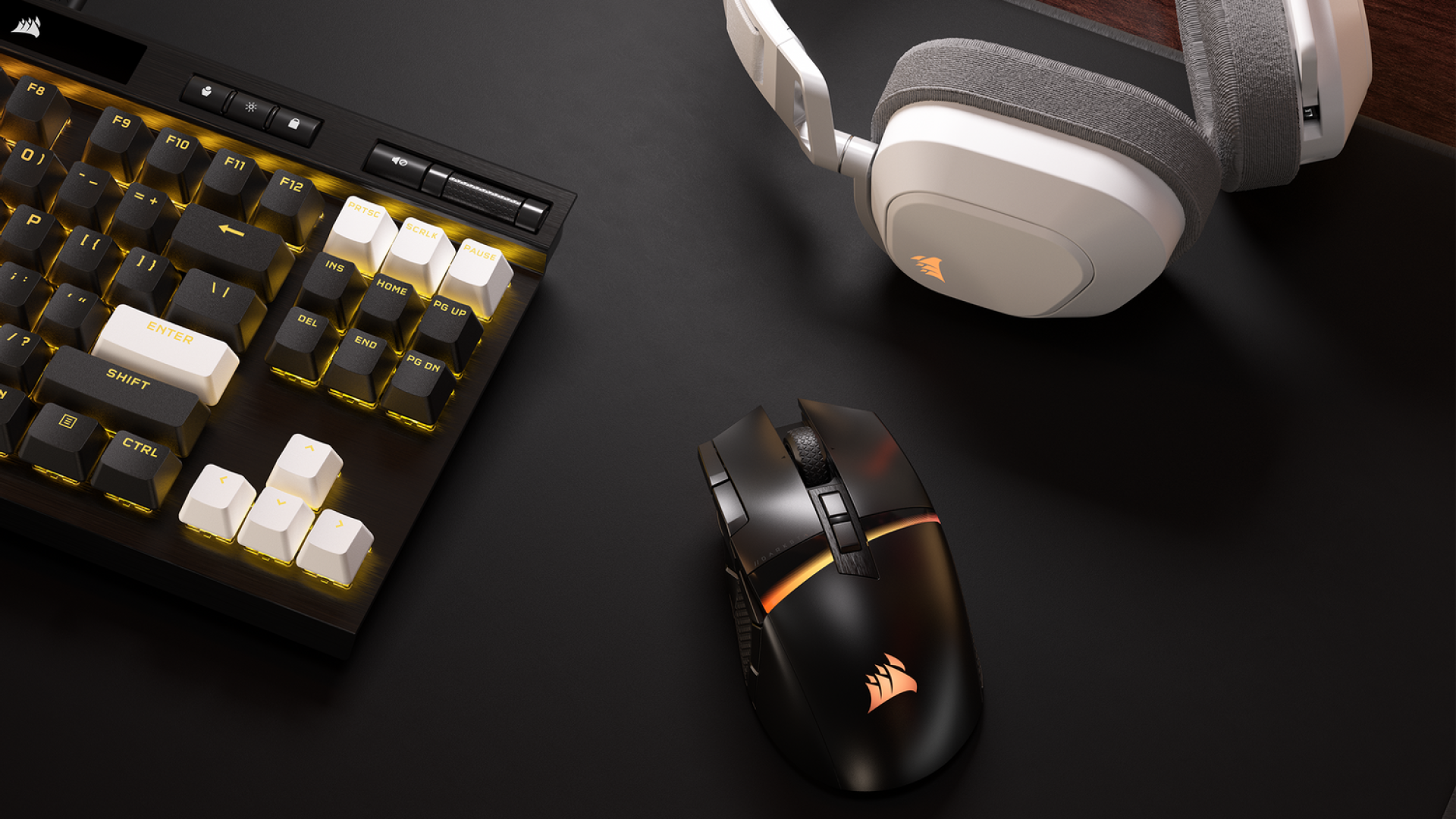 CORSAIR presenta il nuovo mouse gaming DARKSTAR WIRELESS