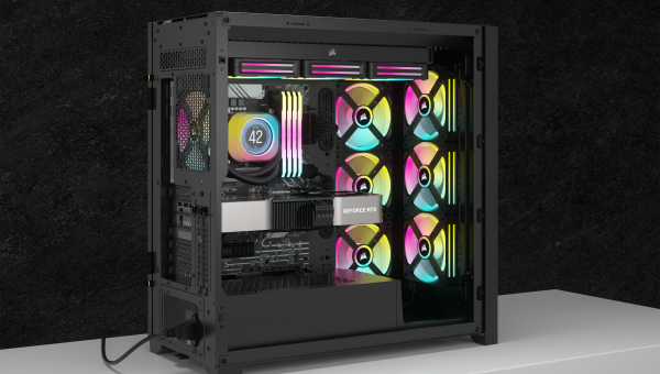 CORSAIR presenta l’ecosistema iCUE LINK 