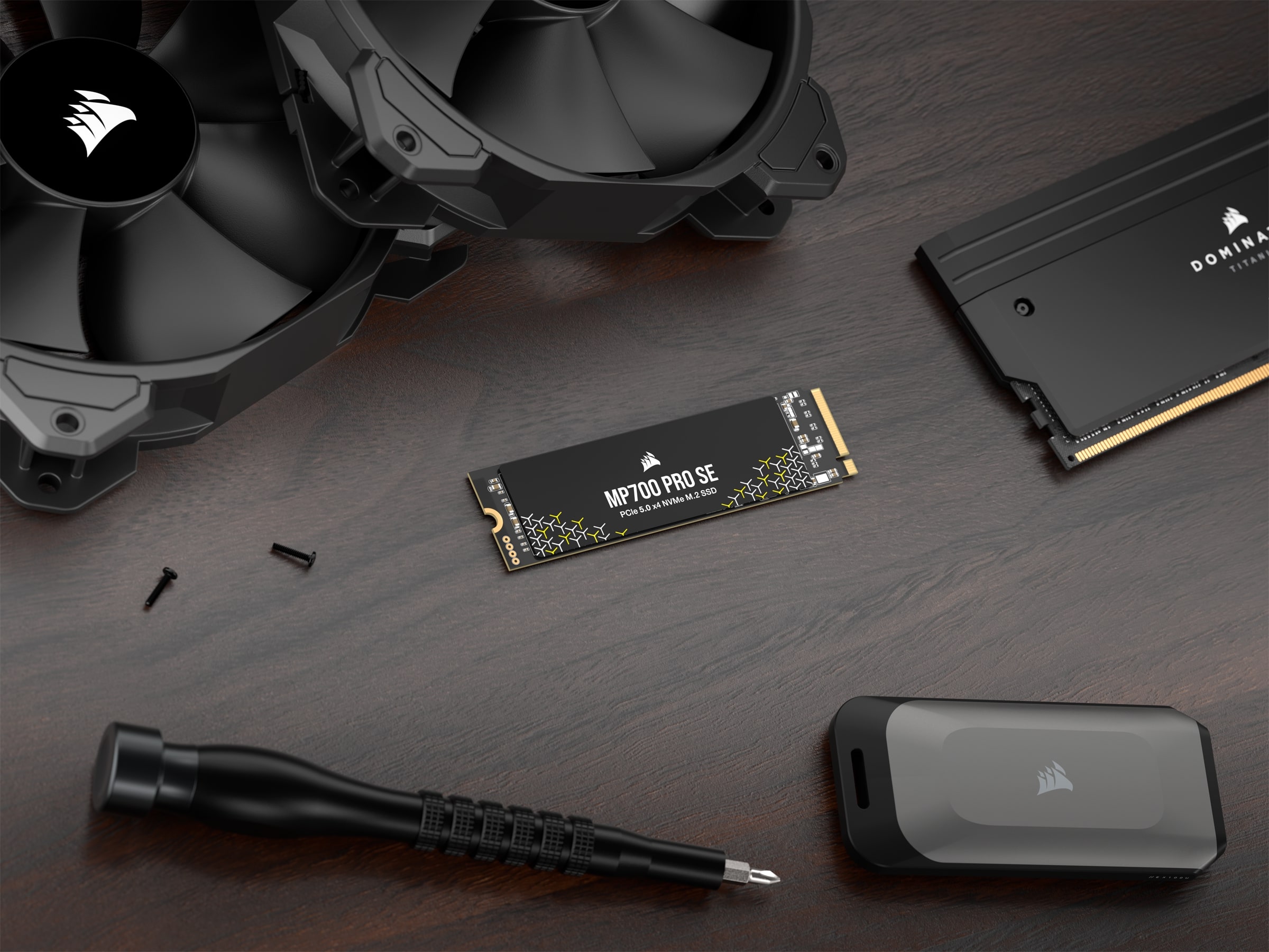 CORSAIR presenta gli SSD MP700 PRO SE compatibili con gli standard PCIe 5.0 x4 M.2