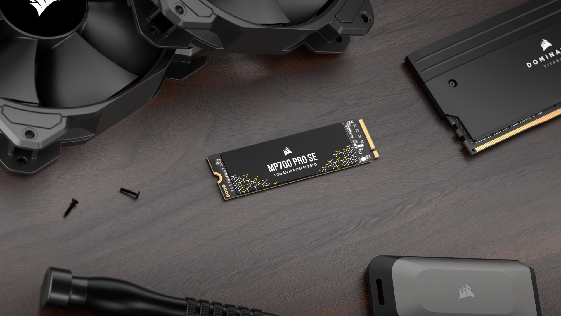 CORSAIR presenta gli SSD MP700 PRO SE compatibili con gli standard PCIe 5.0 x4 M.2